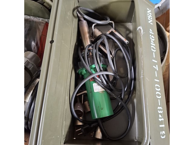 Divers gereedschap, o.a. metabo - afbeelding 12 van  16