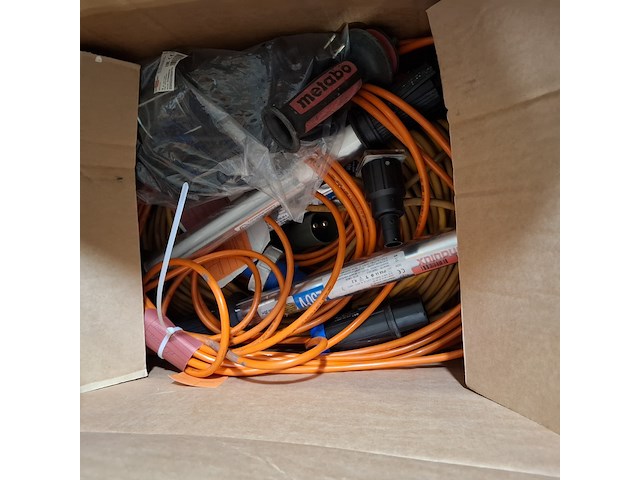 Divers gereedschap, o.a. metabo - afbeelding 13 van  16