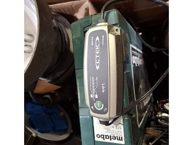 Divers gereedschap, o.a. metabo - afbeelding 15 van  16