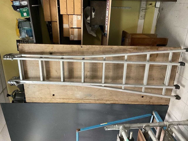 Divers gereedschap (plafond-werkzaamheden) - afbeelding 4 van  28
