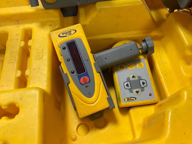 Divers gereedschap (plafond-werkzaamheden) - afbeelding 9 van  28
