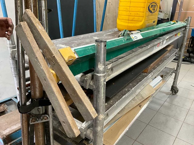 Divers gereedschap (plafond-werkzaamheden) - afbeelding 17 van  28