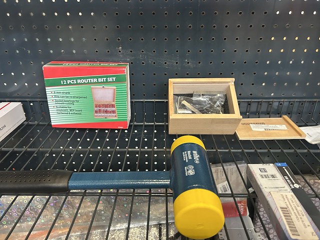 Divers gereedschap w.o. steeksleutels, nagels w.o. gedore, wiha, dewalt - afbeelding 3 van  7