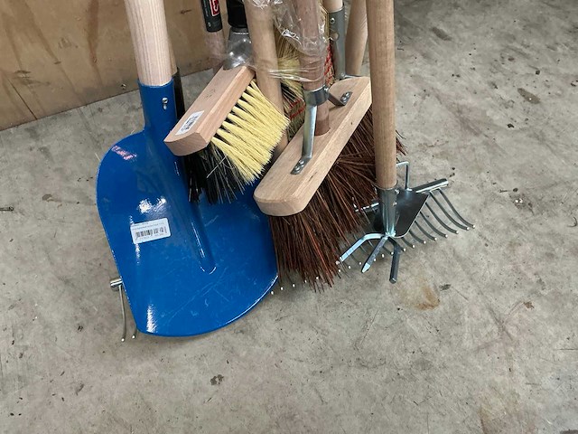 Divers gereedschap - afbeelding 1 van  4