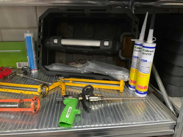 Divers gereedschap - afbeelding 2 van  4