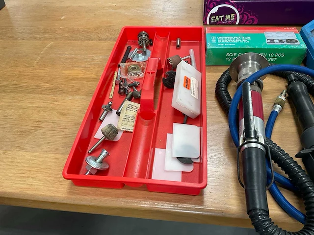 Divers gereedschap - afbeelding 6 van  6