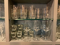 Divers glaswerk - afbeelding 3 van  19