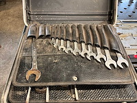 Divers handgereedschap (2x) - afbeelding 4 van  7