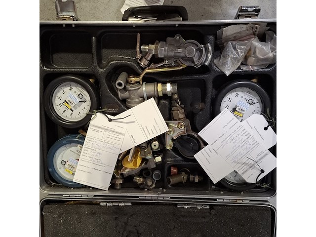 Divers handgereedschap en onderdelen - afbeelding 3 van  16