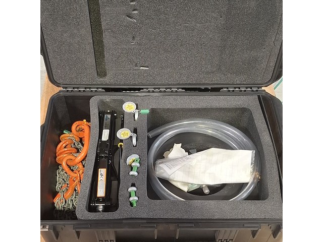 Divers handgereedschap in 2x transportkoffer, o.a track wrench - afbeelding 8 van  15