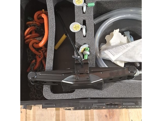 Divers handgereedschap in 2x transportkoffer, o.a track wrench - afbeelding 10 van  15
