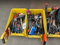 Divers handgereedschap in bak (4x) - afbeelding 5 van  13