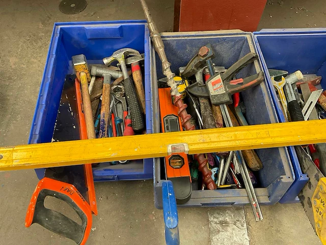 Divers handgereedschap in bak (4x) - afbeelding 3 van  14