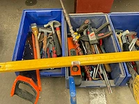 Divers handgereedschap in bak (4x) - afbeelding 3 van  14
