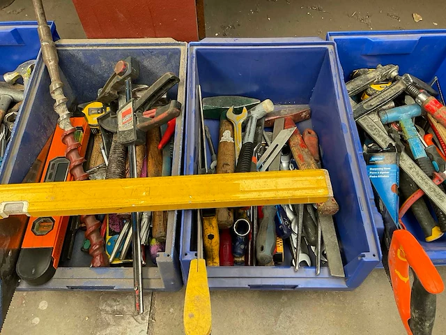 Divers handgereedschap in bak (4x) - afbeelding 4 van  14