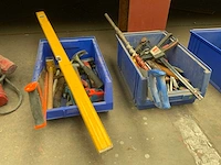 Divers handgereedschap in bak (4x) - afbeelding 8 van  14