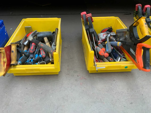 Divers handgereedschap in bak (4x) - afbeelding 8 van  13