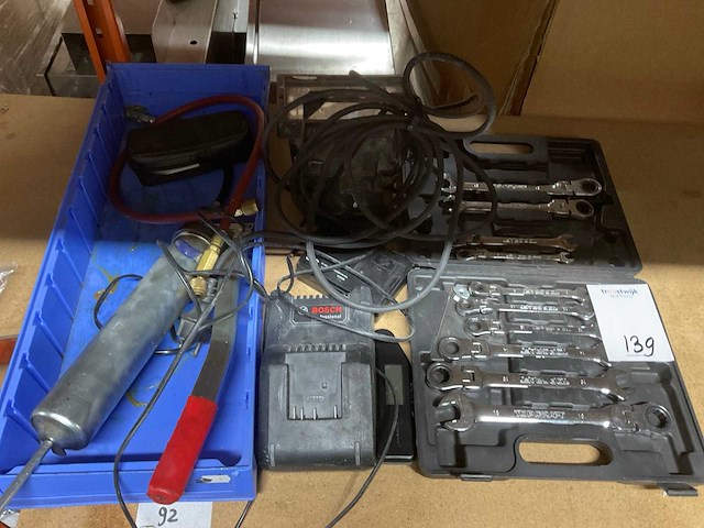 Divers handgereedschap - afbeelding 1 van  4