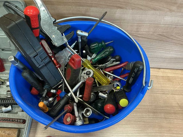 Divers handgereedschap - afbeelding 6 van  8