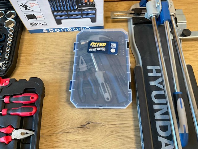 Divers handgereedschap - afbeelding 8 van  10