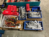 Divers handgereedschap - afbeelding 1 van  8