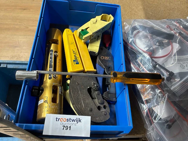 Divers handgereedschap - afbeelding 3 van  4
