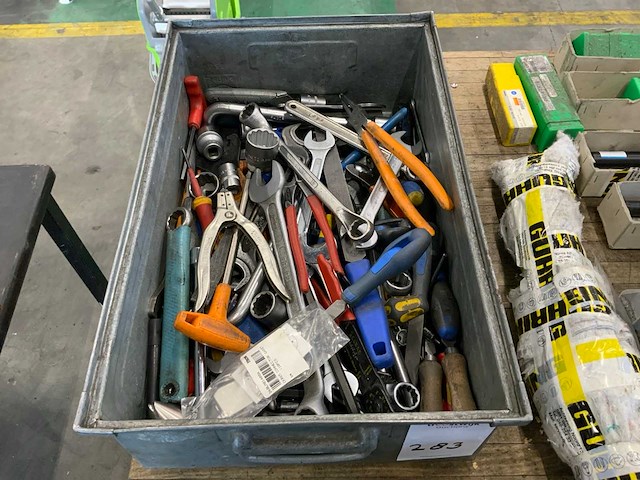 Divers handgereedschap - afbeelding 1 van  2