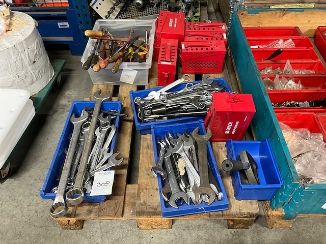 Divers handgereedschap - afbeelding 3 van  9