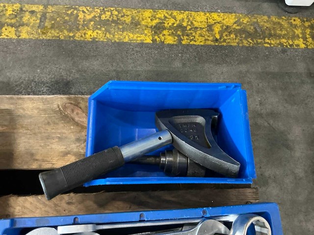 Divers handgereedschap - afbeelding 8 van  9