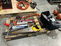 Divers handgereedschap - afbeelding 1 van  2