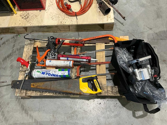 Divers handgereedschap - afbeelding 2 van  2