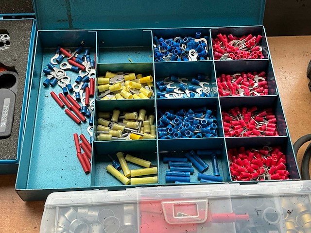 Divers handgereedschap - afbeelding 8 van  11