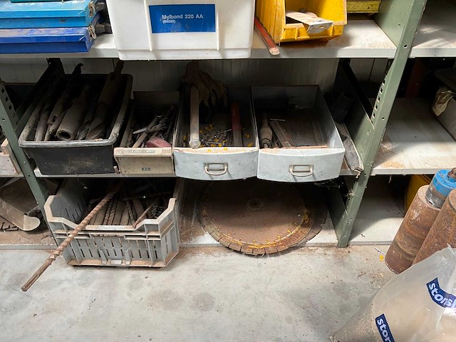 Divers handgereedschap - afbeelding 11 van  25