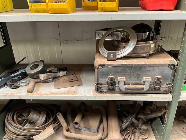 Divers handgereedschap - afbeelding 16 van  25