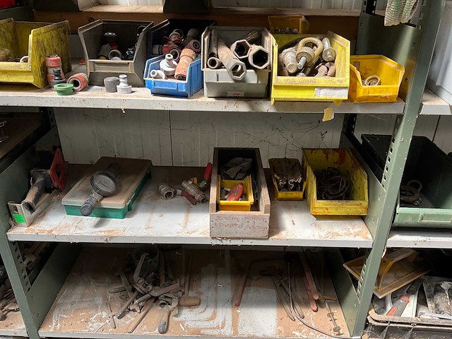 Divers handgereedschap - afbeelding 18 van  25