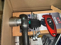Divers handgereedschap - afbeelding 1 van  4