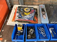 Divers handgereedschap - afbeelding 2 van  7