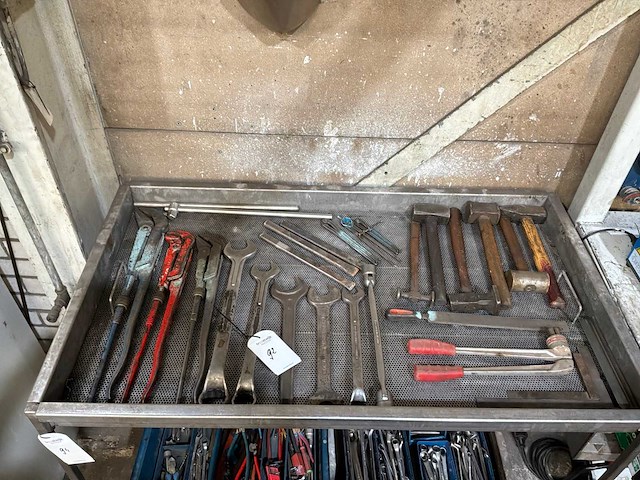 Divers handgereedschap - afbeelding 1 van  6