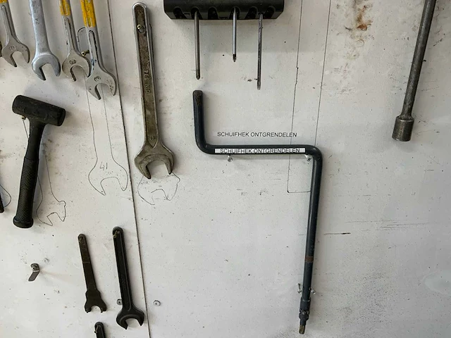 Divers handgereedschap - afbeelding 8 van  9