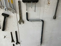 Divers handgereedschap - afbeelding 8 van  9