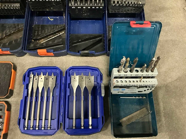 Divers handgereedschap - afbeelding 7 van  8