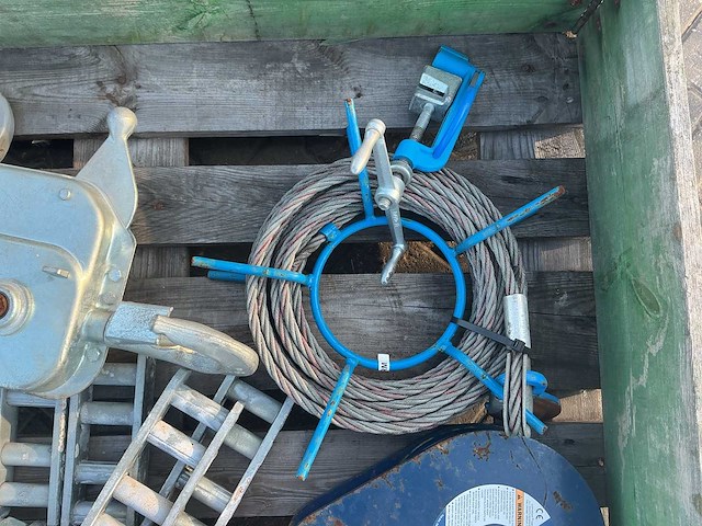 Divers hijs- en heftechniek materiaal - afbeelding 4 van  5