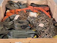 Divers hijsmateriaal en sneeuwkettingen - afbeelding 2 van  8