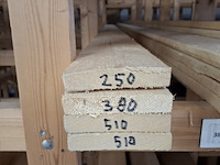 Divers houtmateriaal - afbeelding 11 van  86