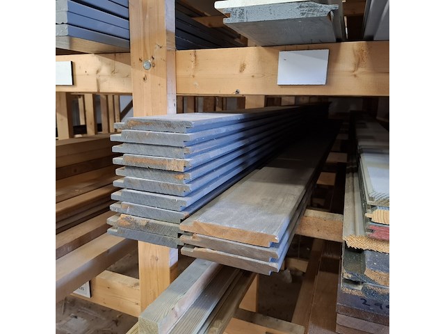 Divers houtmateriaal - afbeelding 37 van  86