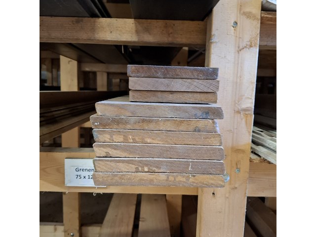 Divers houtmateriaal - afbeelding 46 van  86