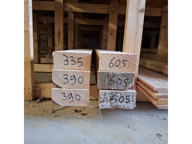 Divers houtmateriaal - afbeelding 48 van  86