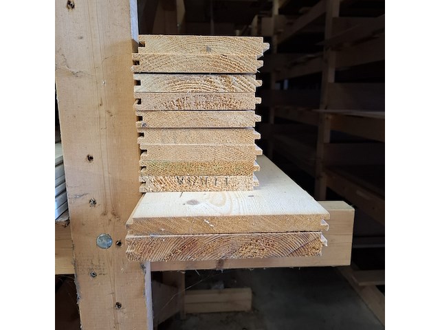 Divers houtmateriaal - afbeelding 85 van  86