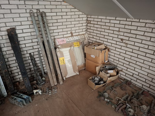 Divers ijzerwaar - afbeelding 1 van  9