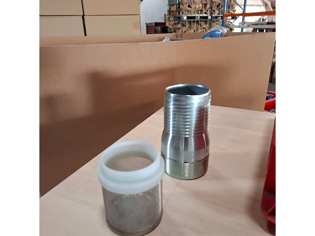Divers industrieel installatiemateriaal - afbeelding 4 van  8
